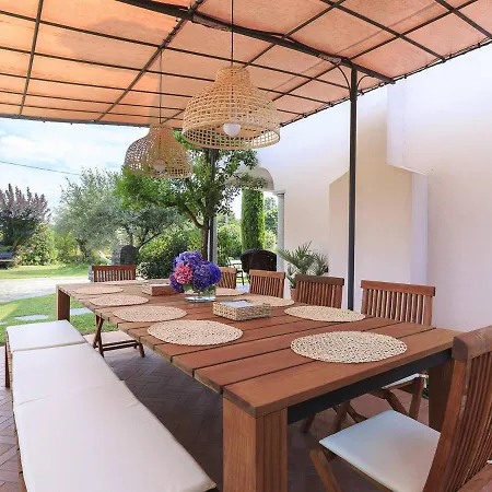 Sleeps 6 With Pool And Air Con * Brebbia